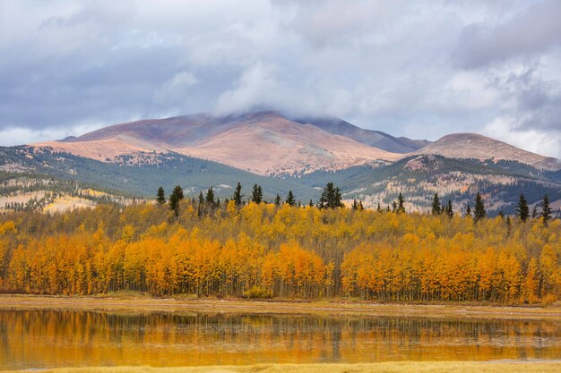 The beautiful lake in Autumn season