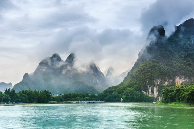 Il bellissimo paesaggio di guilin, guangxi