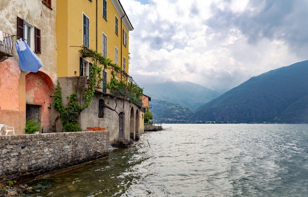 コモ湖イタリアの美しい風景