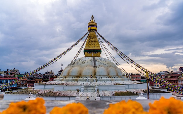 Splendida vista panoramica di baudhanath stupa a kathmandu, nepal.
