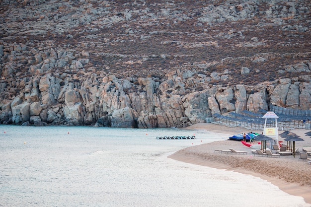 Bellissimo paesaggio con vista mare, isola di mykonos, grecia