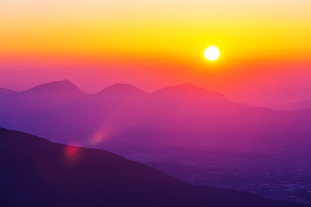 トルコの山々の美しい自然の風景。リシアンウェイはハイカーの間で有名です。