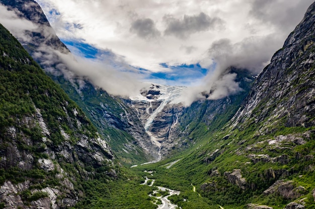 Photo beautiful nature norway natural landscape. glacier kjenndalsbreen.