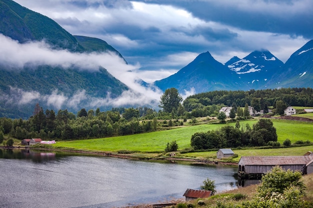 美しい自然ノルウェーの自然の風景。