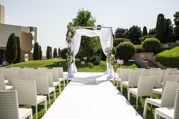 Beautiful outgoing wedding set up