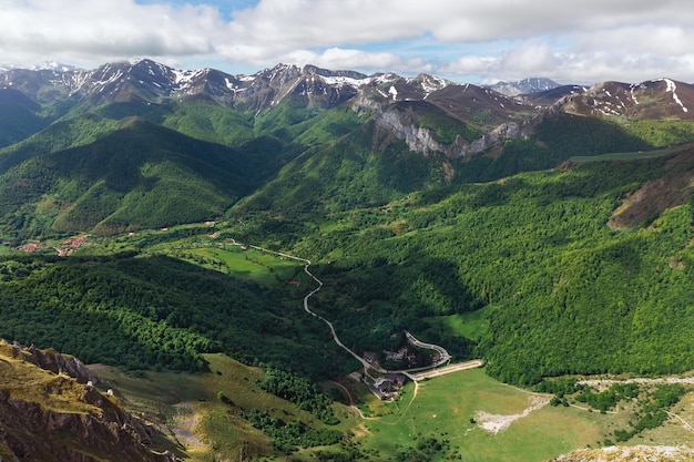 Picos de Europa Spain의 아름다운 파노라마