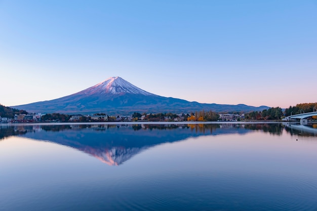 富士山の美しいパノラマビュー