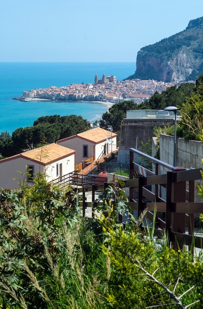 Photo beautiful panoramic view of cefalu