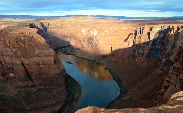 Bellissimo canyon panoramico a ferro di cavallo a page arizona.