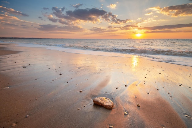 美しい海の夕日