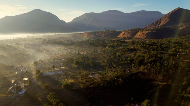 Photo beautiful sembalun village scenery at dawn time