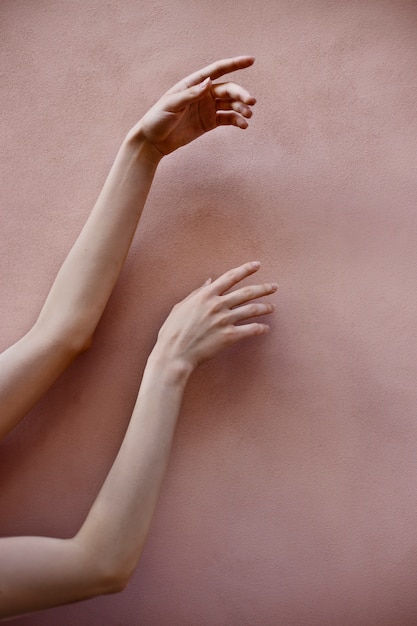 Photo beautiful and sensitive hands concept