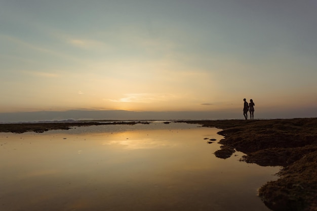 Photo beautiful sunset at the beach