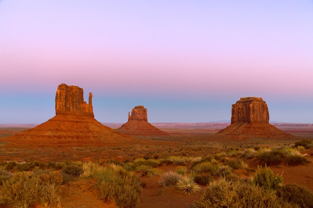 Foto bel tramonto sulla monument valley