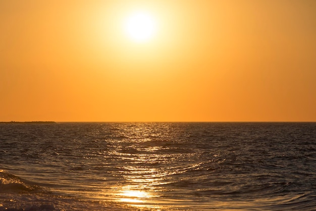 サントリーニ島の美しい夕日