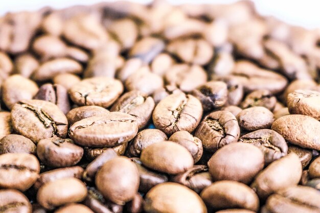Photo beautiful texture of freshly roasted selected delicious rich brown natural fragrant coffee