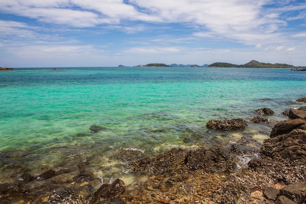 Beautiful tropical beach in Sameasarn island, Chonburi province, Thailand.