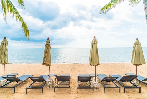 Beautiful tropical ocean or sea and sand beach 