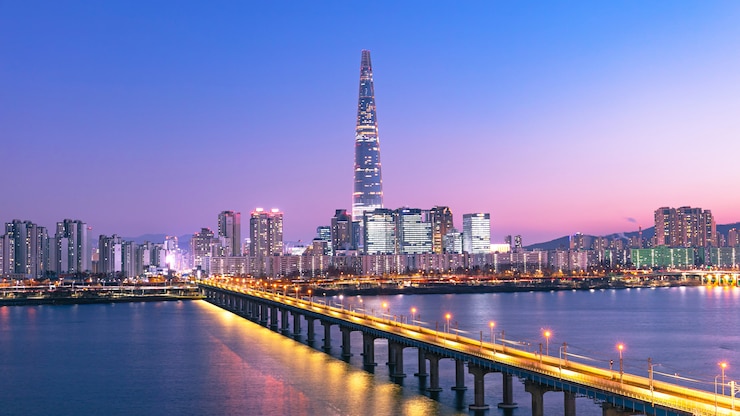Photo 夕暮れ時のソウル市と韓国韓流の美しい夕暮れ