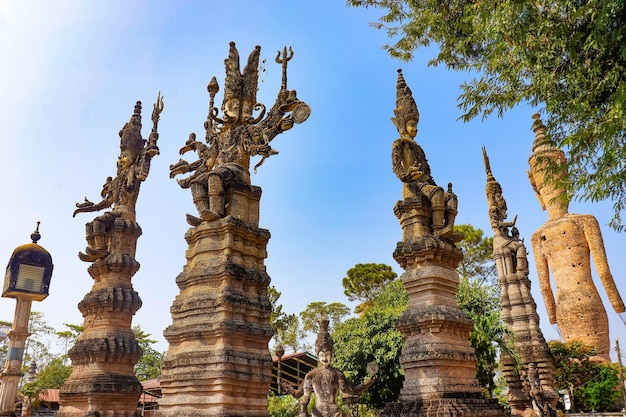 Photo a beautiful view of buddha park located in nong khai thailand