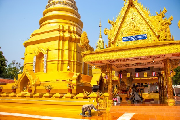 태국 치앙라이에 위치한 불교 사원의 아름다운 전망