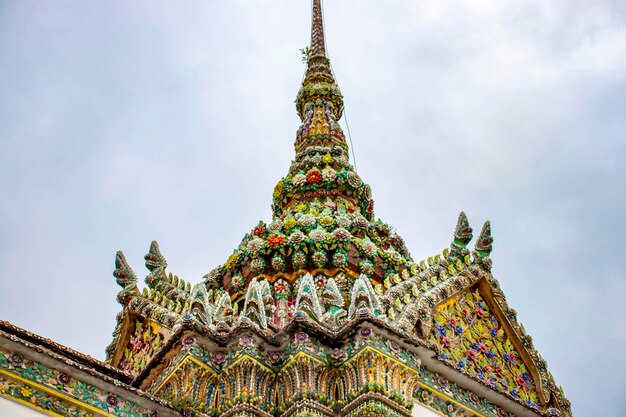 タイのバンコクにあるワットプラケオ神殿の王宮の美しい景色