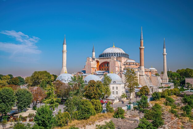 Photo beautiful view on hagia sophia in istanbul in turkey