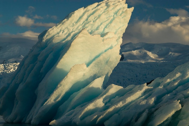 남극 대륙의 빙산의 아름다운 전망