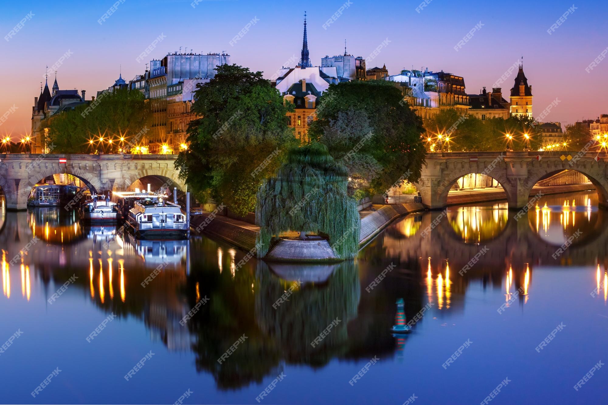 Pont des Arts at night, France