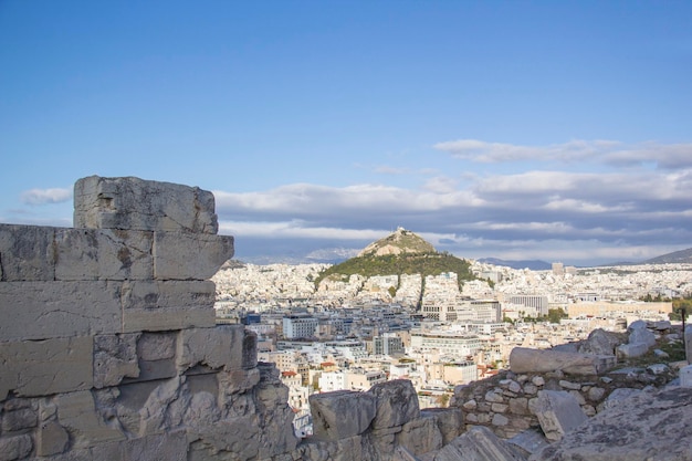 Splendida vista sulla collina del licabetto ad atene, in grecia