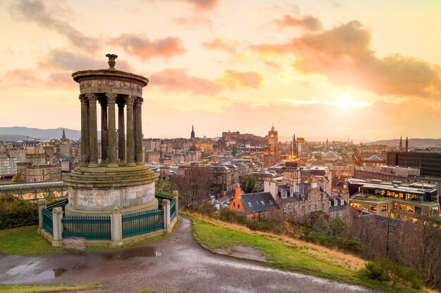 Beautiful view of the old town city of Edinburgh