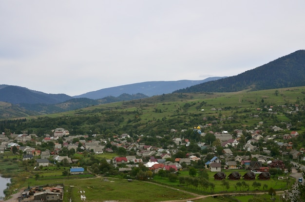 Прекрасный вид на село Межгорье