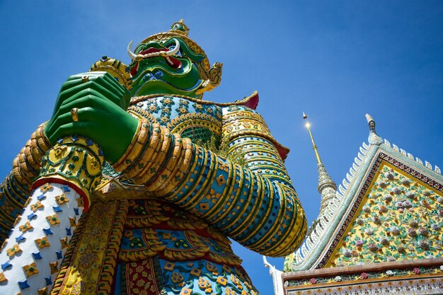 태국 방콕에 위치한 왓 아룬 사원의 아름다운 전망