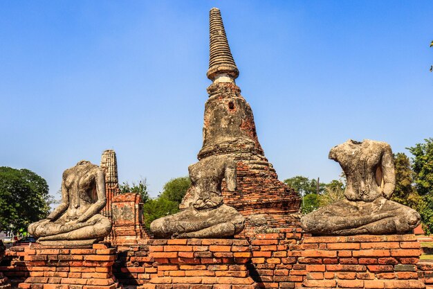 タイのアユタヤにあるワットチャイワタナラム寺院の美しい景色