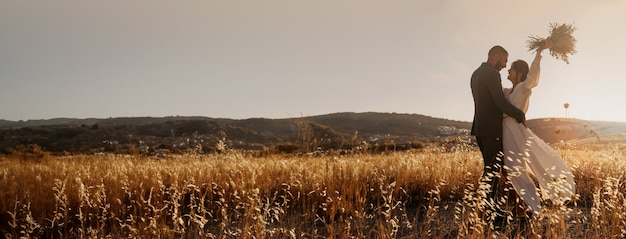 Foto bellissimo banner panoramico per matrimonio