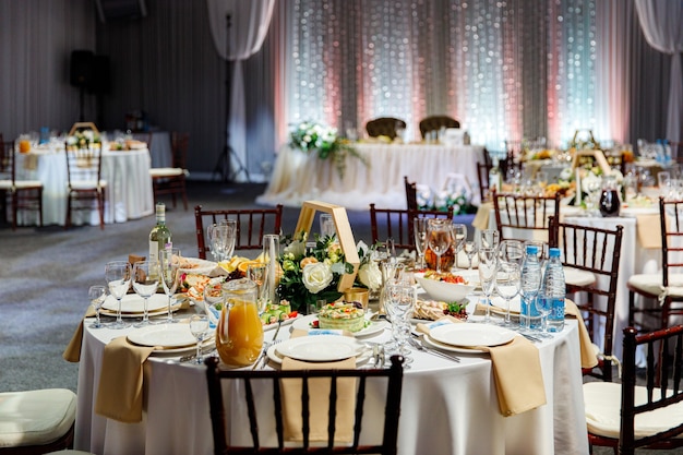 Beautiful wedding table decoration  wedding table setting