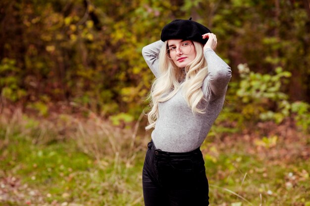 beautiful woman in autumn clothes