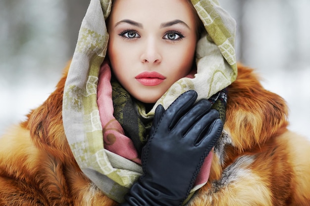 Beautiful woman in fur Wimter