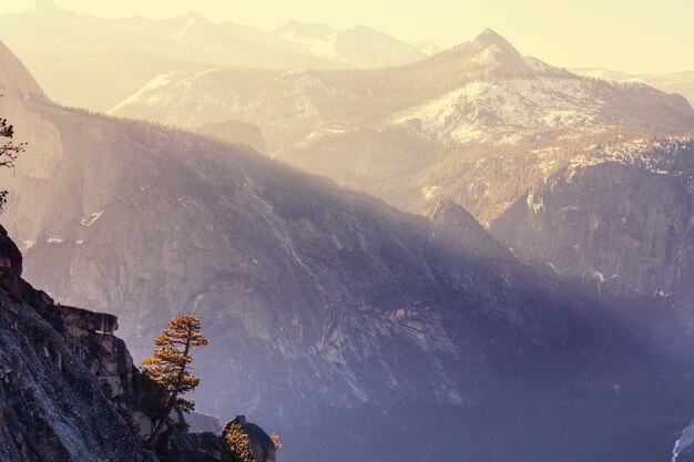 Bellissimi paesaggi del parco nazionale di yosemite, california