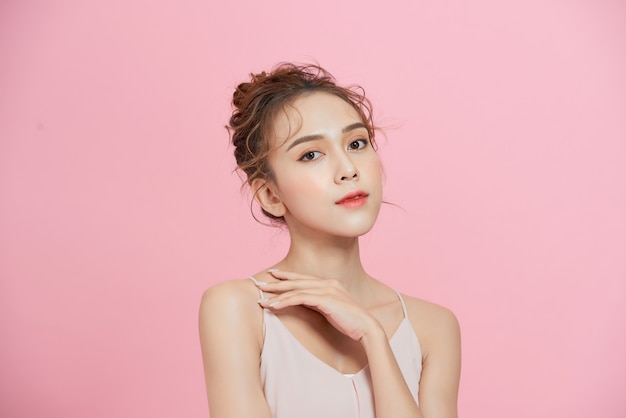 Photo beautiful young asian woman with clean fresh skin look. girl beauty face care. facial treatment.