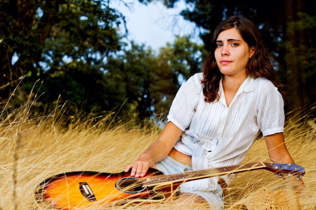 Bella ragazza di campagna