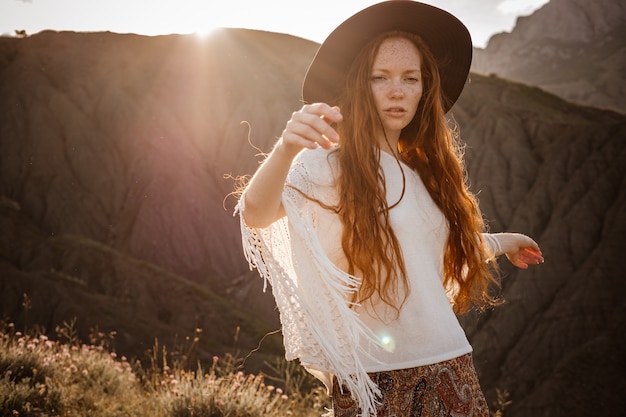 Photo beautiful young model posing