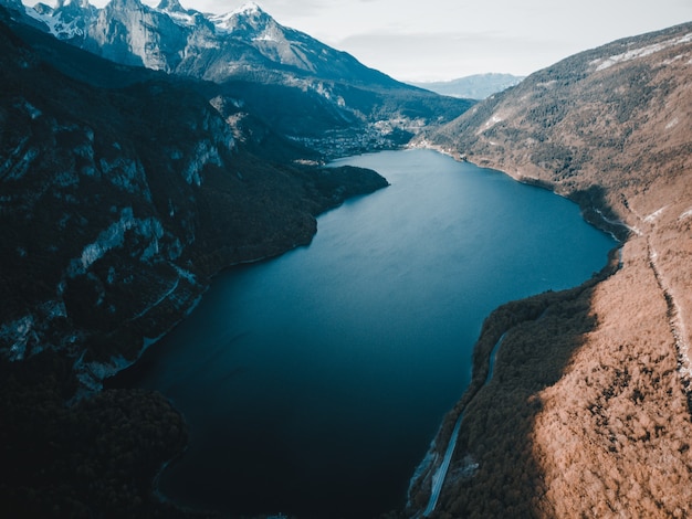 Photo a beautifull view on the molveno lake