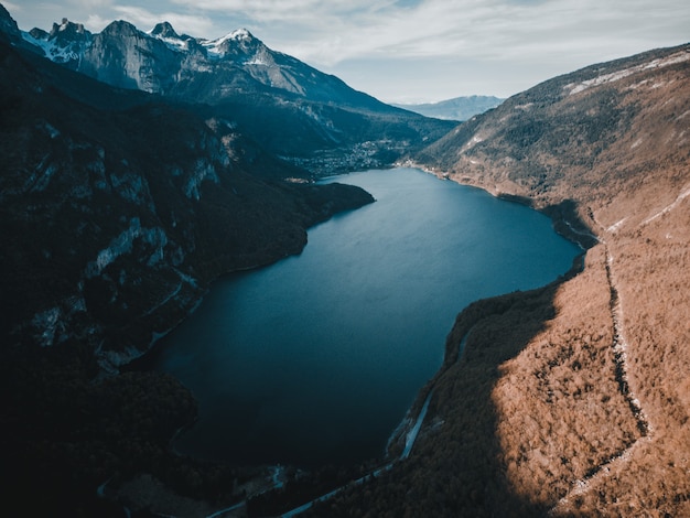 Photo a beautifull view on the molveno lake