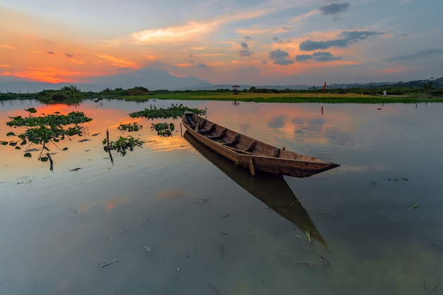 사진 rawa pening lake의 아름다움