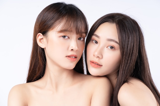 두 아름 다운 젊은 아시아 여자의 아름다움 초상