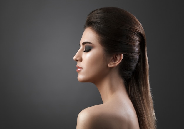 Beauty portrait of young fresh fashion woman