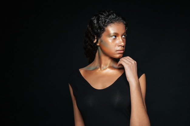 Beauty woman in t-shirt in studio.