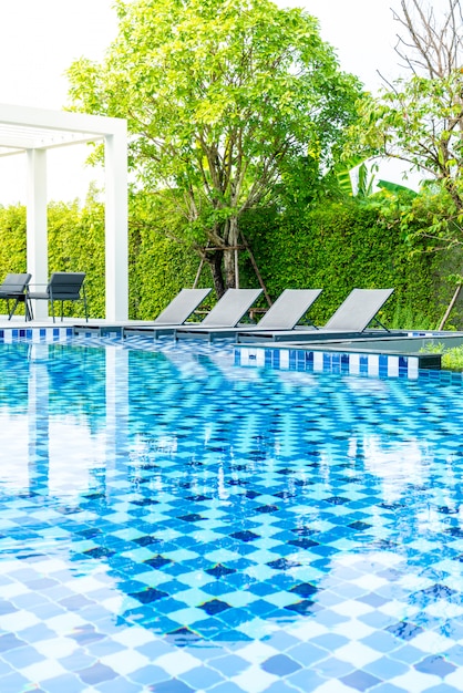 Bed pool con piscina esterna in hotel e resort