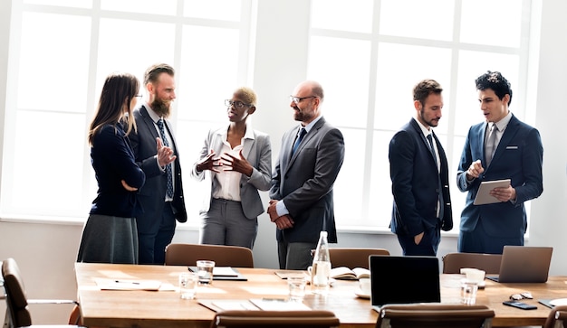 Bedrijfsmensen die Besprekings het Werk Concept ontmoeten